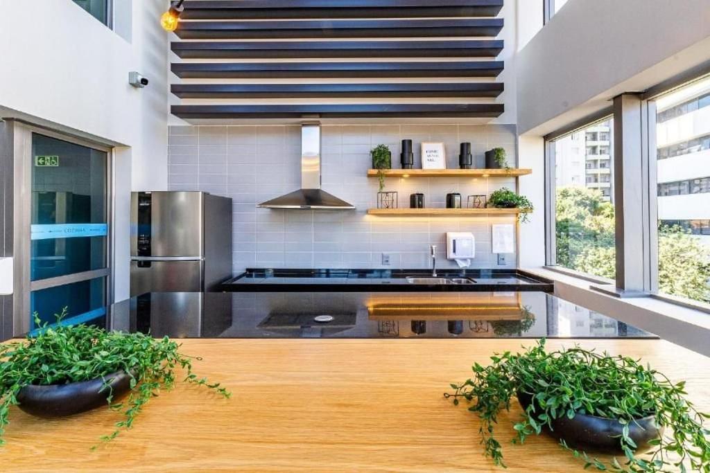 Studio novo a 5 min da Av Paulista e ao lado do metrô, com Wifi, Academia e Piscina na Cobertura - vn1003 São Paulo Exterior foto
